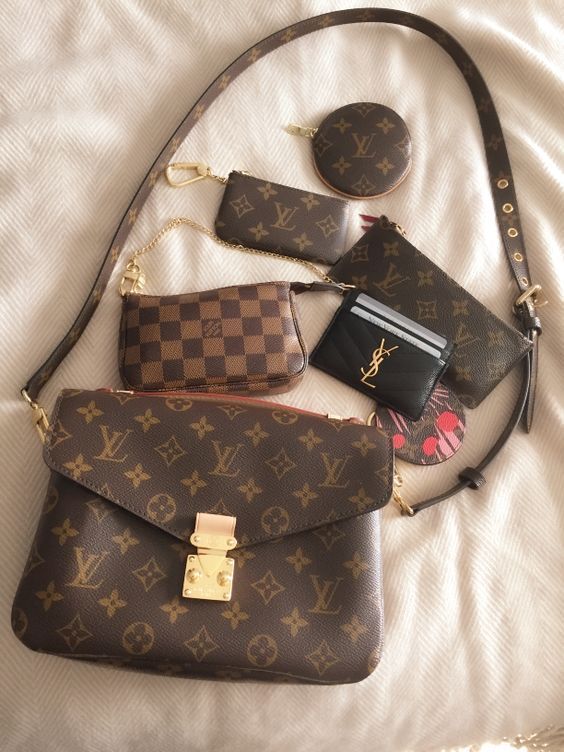 Как да различим дали чанта Louis Vuitton е автентична!